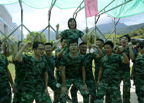 <b>厉害了!深圳拓展培训让新员工快速融入企业团队</b>