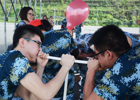 深圳体验式拓展培训:企业成长不二之选