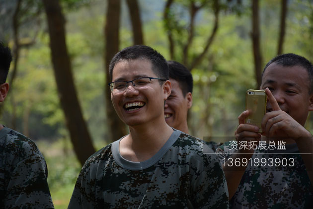 参加深圳拓展训练欢乐多多