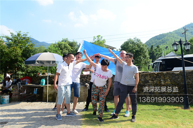 企业员工参加深圳拓展训练受益匪浅