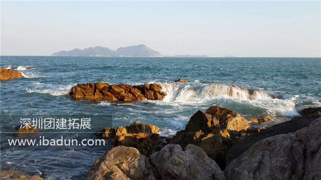 东西冲穿越线很多礁石